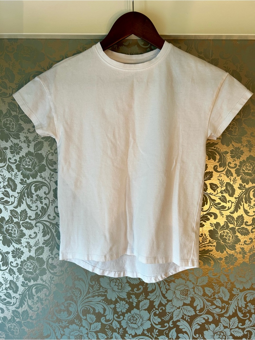 tag Kids White Short Sleeve Tee - Classic Crewneck Size 8